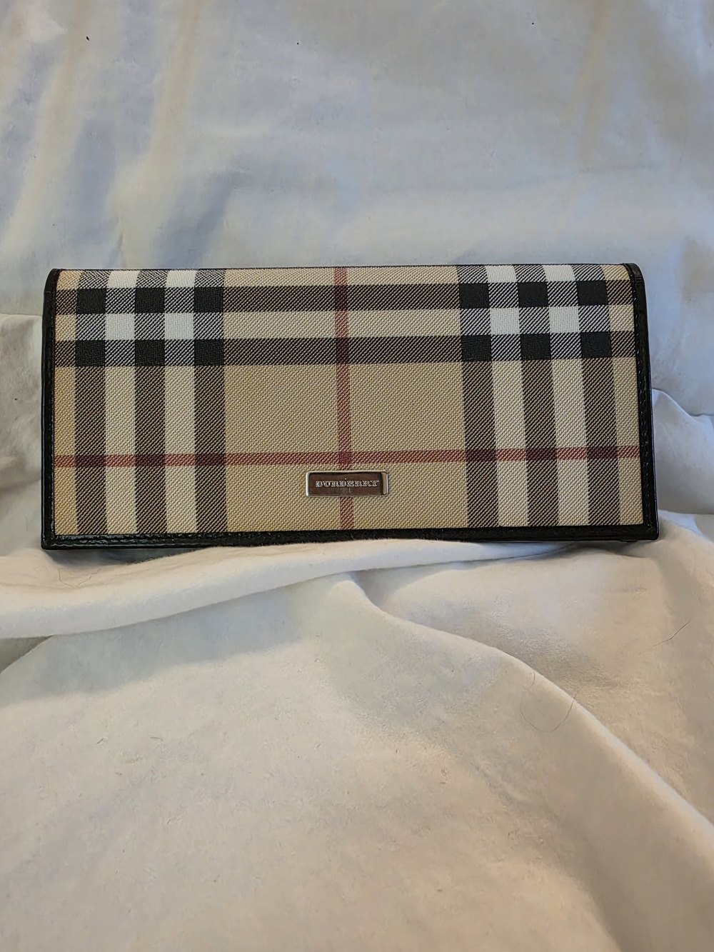 Burberry Check Plaid Women's Clutch Wallet - Beige/Black